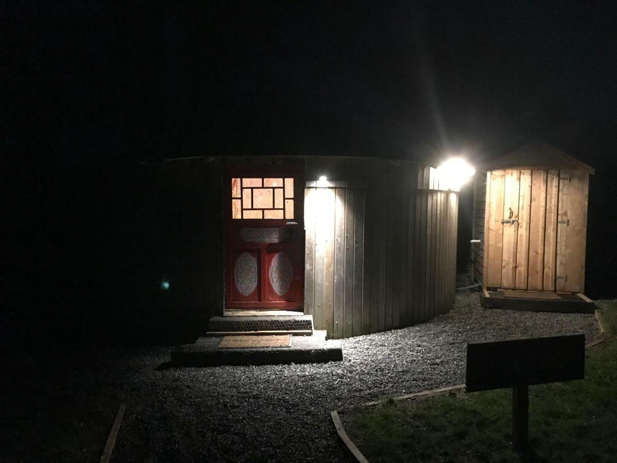 Mcclure Yurt At Carrigeen Glamping Kilkenny Extérieur photo